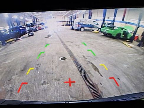 Used 2022 Subaru Forester Premium w/ Popular Package #3 image 15