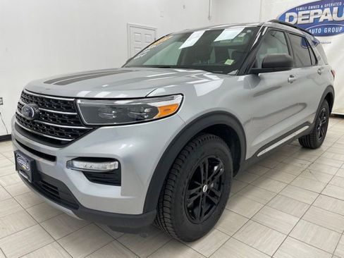 Used 2021 Ford Explorer XLT w/ Equipment Group 202A AWD/4WD image 20