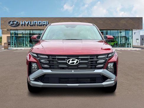 Certified 2026 Hyundai Tucson SE FWD image 13