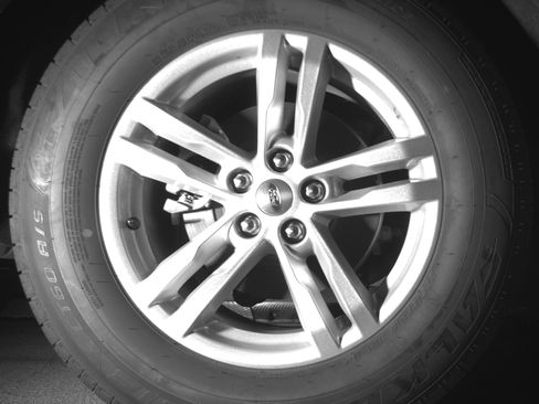 Used 2024 Ford Explorer XLT w/ Equipment Group 202A RWD image 15