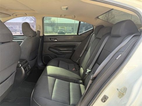 Used 2019 Nissan Altima 2.5 SV image 27