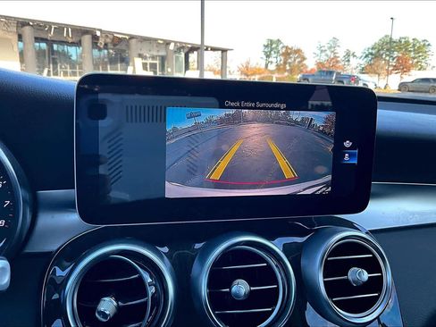 Used 2020 Mercedes-Benz GLC 300 image 26