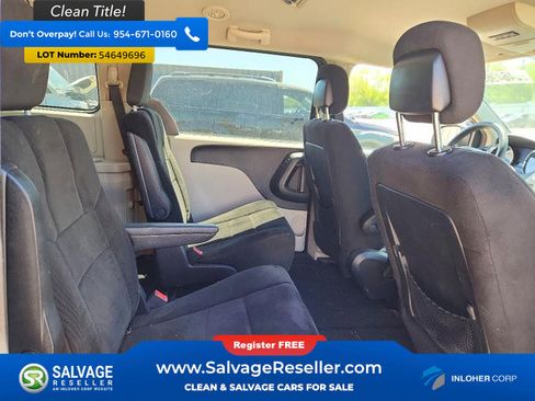 Used 2012 Dodge Grand Caravan SXT FWD image 15