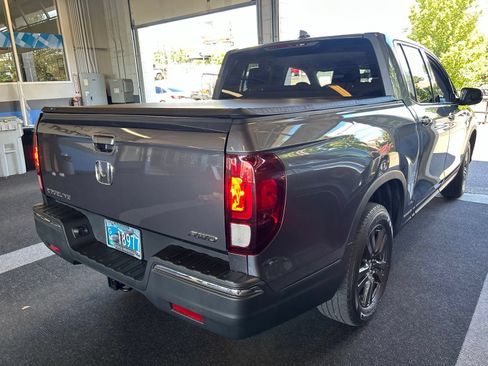 Used 2020 Honda Ridgeline Sport image 4