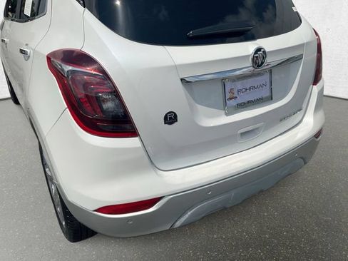 Used 2019 Buick Encore Essence w/ Experience Buick Package FWD image 29
