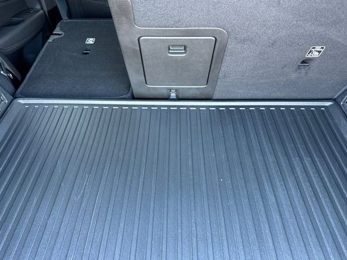 Used 2025 Volvo XC60 B5 Core w/ Protection Package Premier image 16