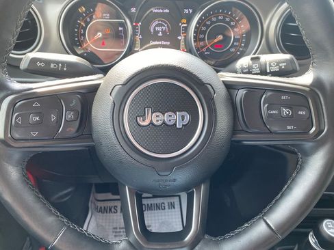 Used 2021 Jeep Wrangler Sport AWD/4WD image 28