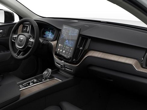 New 2026 Volvo XC60 B5 Ultra w/ Climate Package image 5