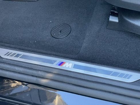 Used 2026 BMW X6 xDrive40i w/ Climate Comfort Package image 16