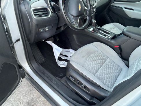 Used 2018 Chevrolet Equinox LT AWD/4WD image 10