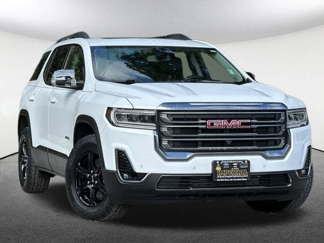 Used 2022 GMC Acadia AT4 w/ Technology Package AWD/4WD image 2