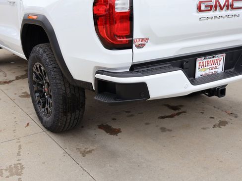 New 2026 GMC Canyon Elevation w/ Convenience Package image 28