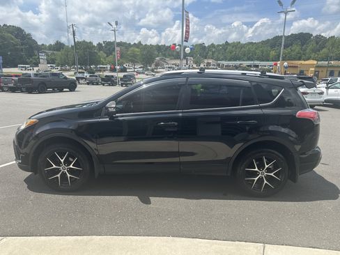 Used 2016 Toyota RAV4 SE AWD/4WD image 5