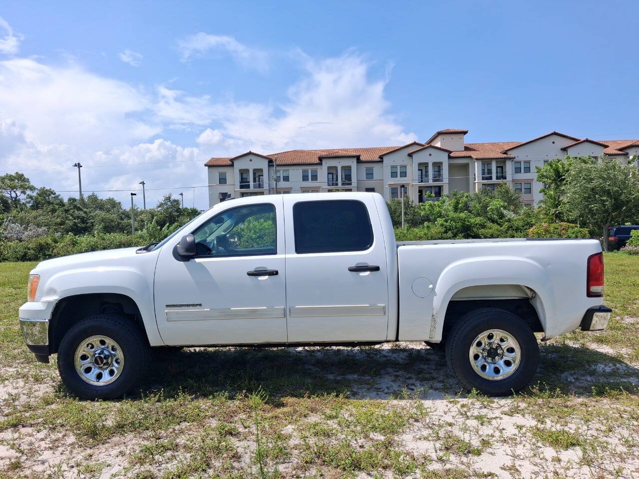 Used 2012 GMC Sierra 1500 SL RWD image 1