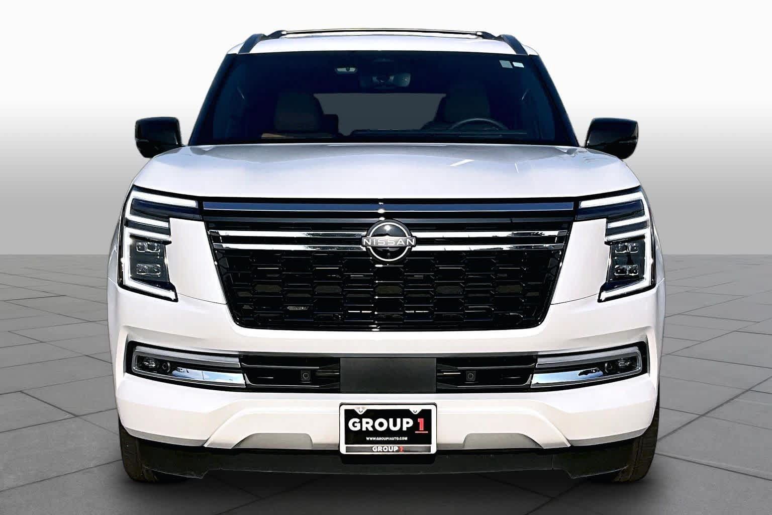Used 2025 Nissan Armada Platinum Reserve RWD image 4