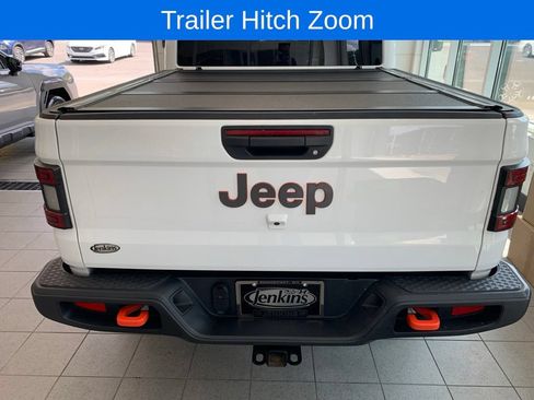 Used 2023 Jeep Gladiator Mojave w/ Trailer Tow Package AWD/4WD image 17