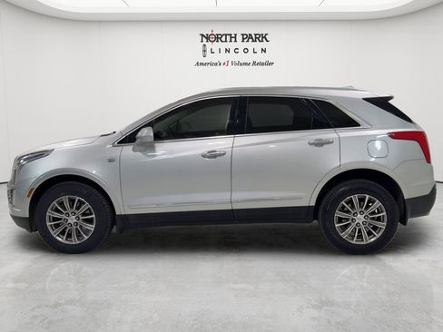 Used 2019 Cadillac XT5 Luxury FWD image 2