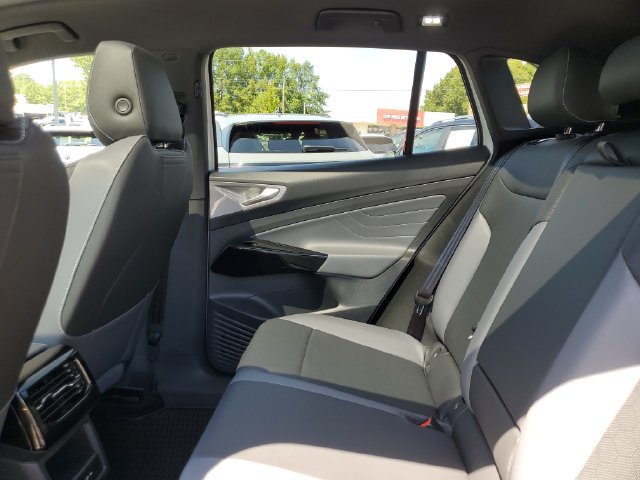 Certified 2025 Volkswagen ID.4 Pro S RWD image 16