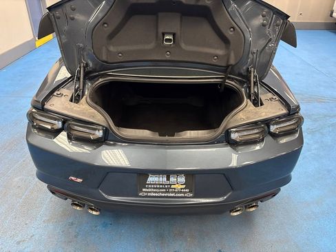 Certified 2022 Chevrolet Camaro LT w/ RS Package RWD image 8
