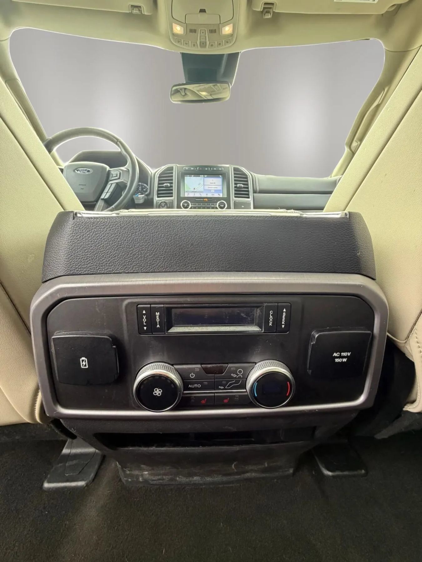 Used 2019 Ford Expedition Platinum AWD/4WD image 17