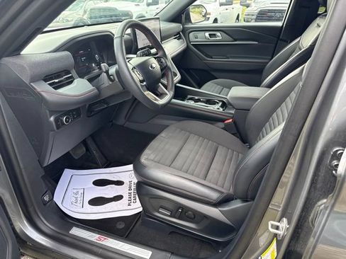 Used 2026 Ford Explorer ST-Line AWD/4WD image 15