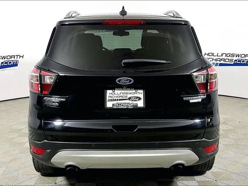 Used 2018 Ford Escape Titanium image 4