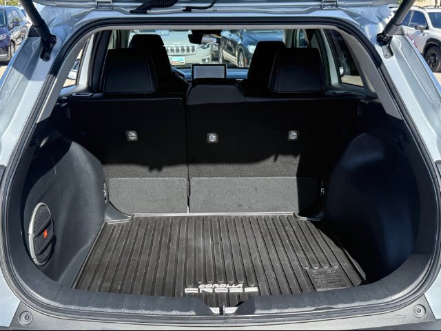 Used 2026 Toyota Corolla Cross XLE w/ Convenience Package FWD image 31