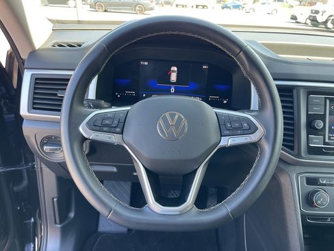 Used 2023 Volkswagen Atlas SE image 15