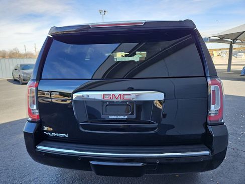 Used 2018 GMC Yukon Denali w/ Denali Ultimate Package image 4
