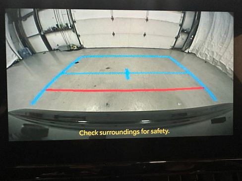 Used 2025 Toyota Corolla SE FWD image 38