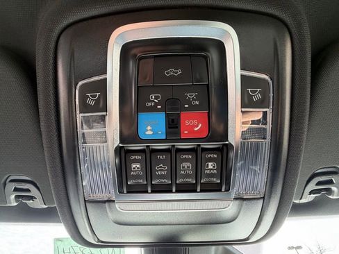 New 2026 RAM 1500 4x4 Crew Cab image 25