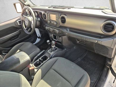 Used 2018 Jeep Wrangler Unlimited Sport AWD/4WD image 23