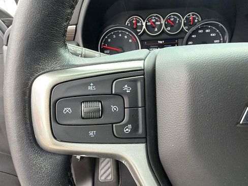 Used 2021 Chevrolet Tahoe Z71 w/ Luxury Package AWD/4WD image 29