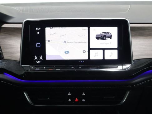 Used 2025 Volkswagen Atlas SEL Premium R-Line image 19