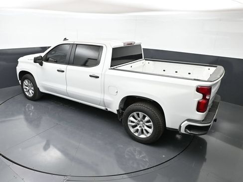Used 2021 Chevrolet Silverado 1500 Custom RWD image 28