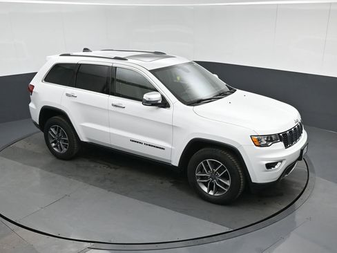 Used 2020 Jeep Grand Cherokee Limited image 60