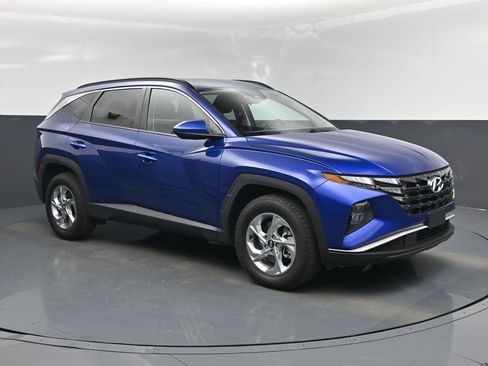 Used 2024 Hyundai Tucson SEL AWD/4WD image 1
