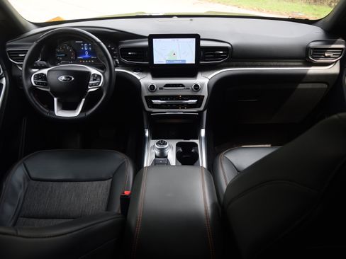 Used 2022 Ford Explorer Timberline AWD/4WD image 8