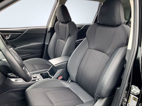 Used 2023 Subaru Forester Premium image 26