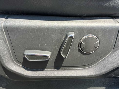 Used 2018 Ford Expedition Max Limited w/ Equipment Group 301A AWD/4WD image 14