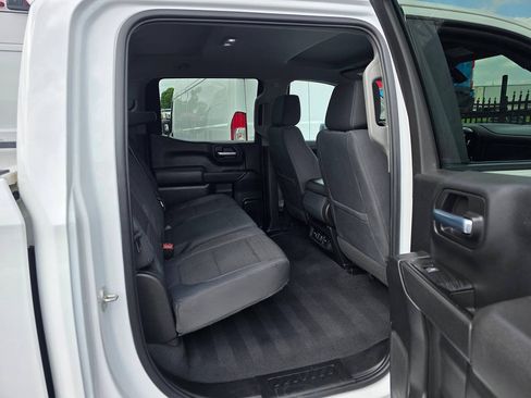 Used 2019 Chevrolet Silverado 1500 LT w/ Convenience Package AWD/4WD image 20