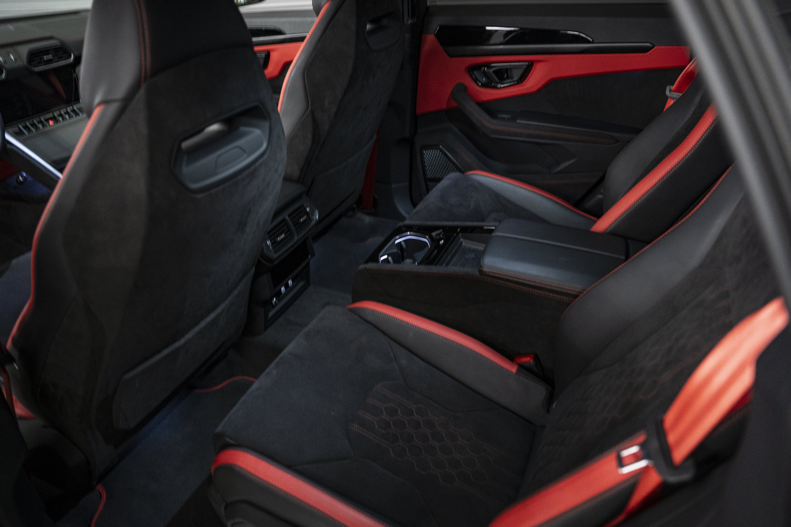 Used 2024 Lamborghini Urus S AWD/4WD image 24