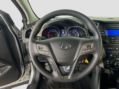 Used 2016 Hyundai Santa Fe Sport image 13