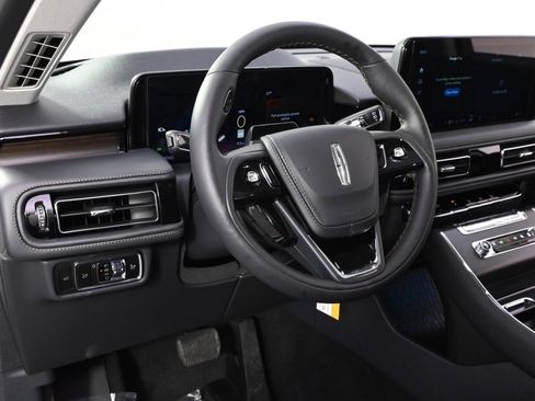 New 2026 Lincoln Aviator Reserve image 11