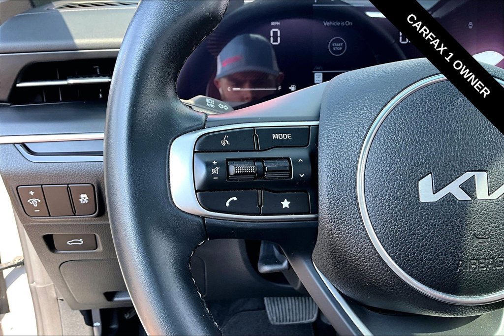 Used 2025 Kia K5 GT-Line w/ GT-Line Premium Package FWD image 16