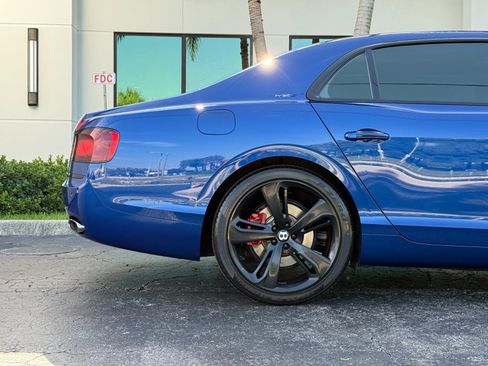 Used 2017 Bentley Flying Spur S W12 AWD/4WD image 21