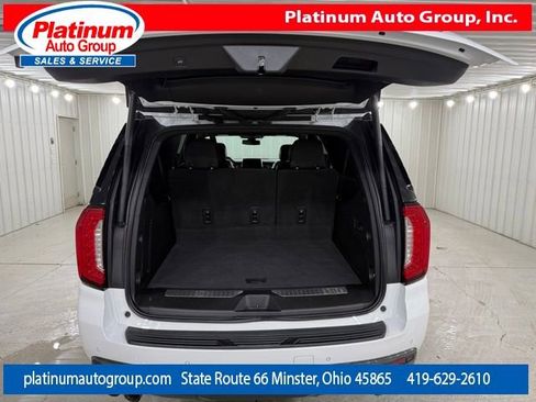 Used 2022 GMC Yukon XL AT4 image 31