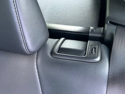 Used 2019 Toyota RAV4 Limited w/ Advanced Technology Package AWD/4WD image 29