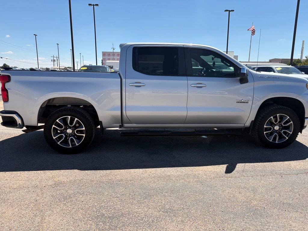 Used 2019 Chevrolet Silverado 1500 LT w/ Texas Edition RWD image 7