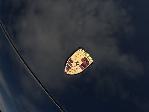 New 2025 Porsche Macan 4 Electric image 12